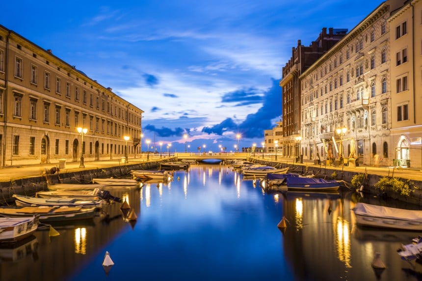 Leirintäalueelta on lyhyt matka esimerkiksi kauniiseen Triesten kaupunkiin. Kuva: © Golasza | Dreamstime.com