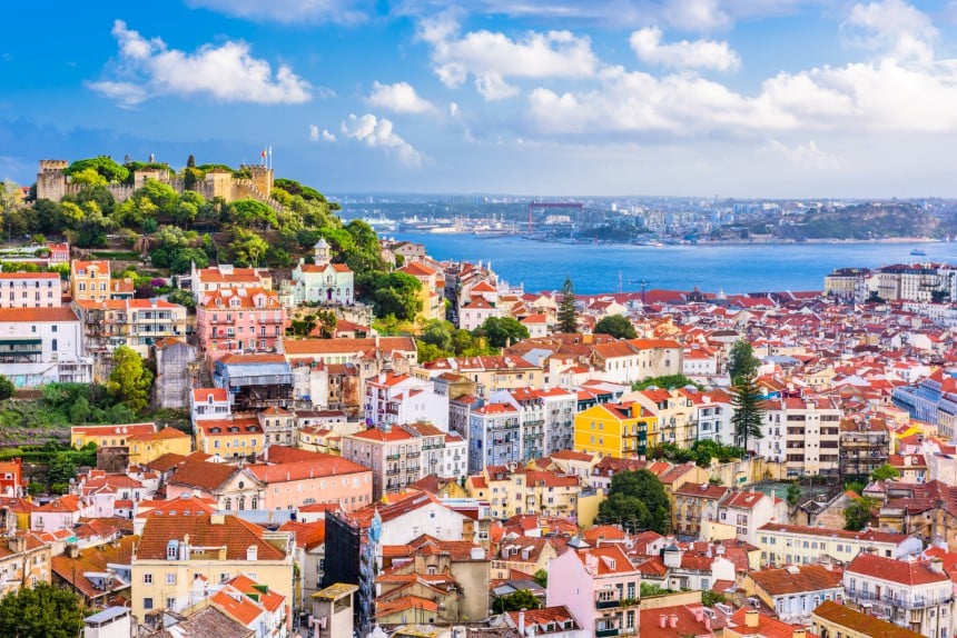 Lissabonin rosoinen kauneus viehättää. Kuva: SeanPavonePhoto | Adobe Stock