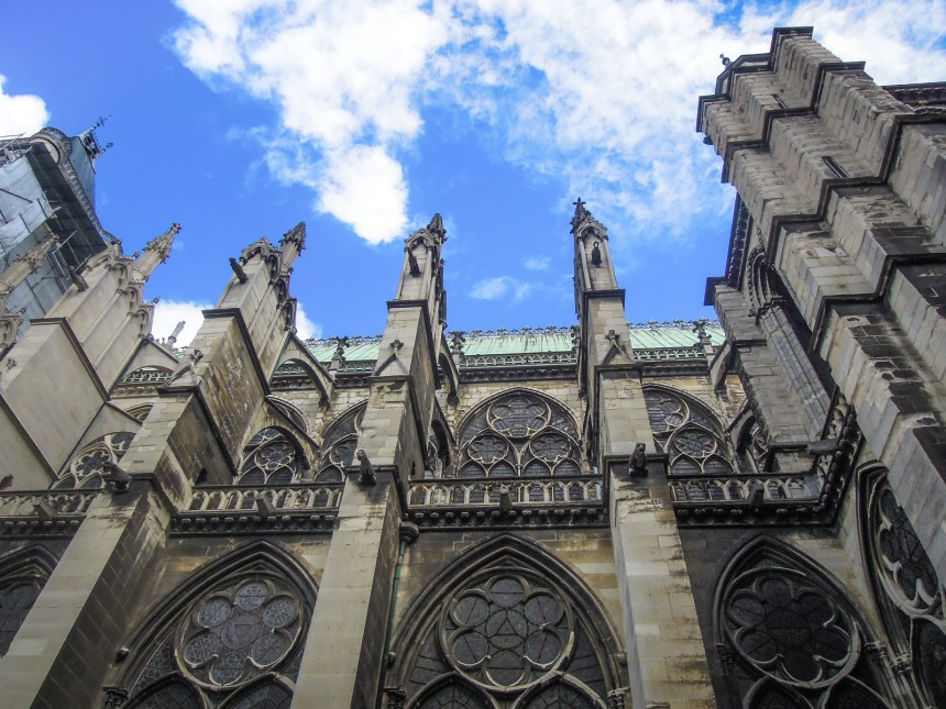 Saint-Denisin katedraali on goottilaisen tyylin syntypaikka.