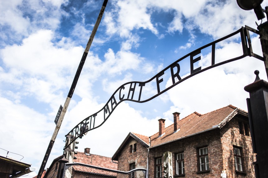 Auschwitzin keskitysleirimuseo saa hiljentymään