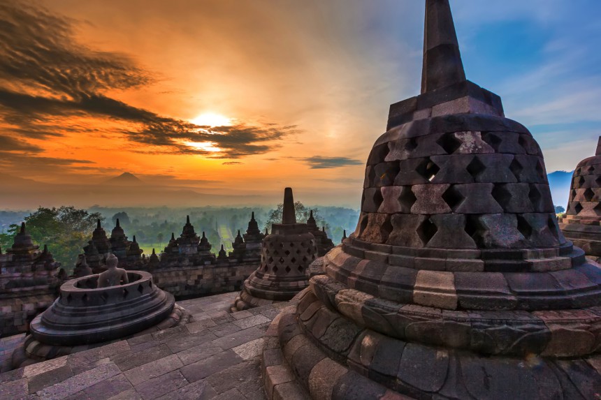 Borobudurin temppeli Kuva: ValeryBocman | Dreamstime.com