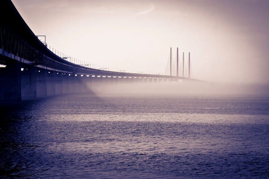 Øresundsbron vie Ruotsin puolelta Tanskaan. Kuva: © Kim Carlson | Dreamstime.com