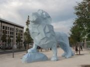 Place de Stalingrad: leijonapatsas