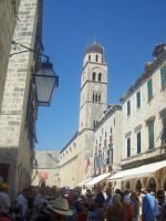 Fransiskaaaniluostari Dubrovnikin vanhaa kaupunkia