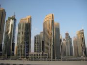 Dubai Marinan pilvenpiirtäjät