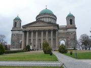 Unkarin suurin basilika