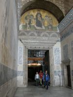 Hagia Sophia - yksi sisäänkäynti