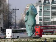 Marble Arch - Giant Horse - Nic Fiddian Green