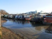 Asuntoveneitä Thamesilla