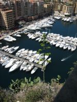 Monacon pienempi satama