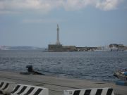 Messinan satamasta näkymät  Manner-Italiaan