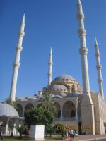 Neliminareettinen moskeija 