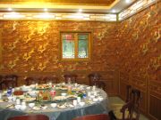 Golden room