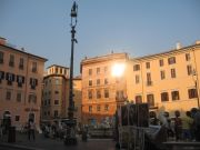 Piazza Navona ilta-auringossa