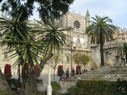 Sevillan suuri ja kaunis katedraali 
