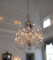 Viinitila Villa Sandin kartanonsalin lamppu Muranolasista