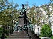 Wien, Beethovenin muistomerkki