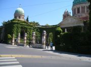 Zagrebin hautausmaan sisäänkäynti