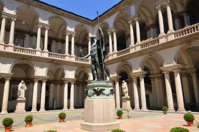 Pinacoteca di Brera on Milanon keskeisin taidemuseo.