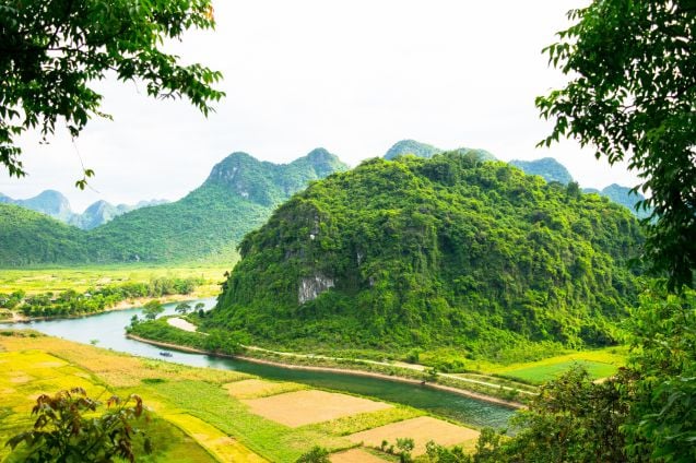 Phong Nha-Kè Bàngin kansallispuisto on luontomatkailijalle varma vierailukohde.