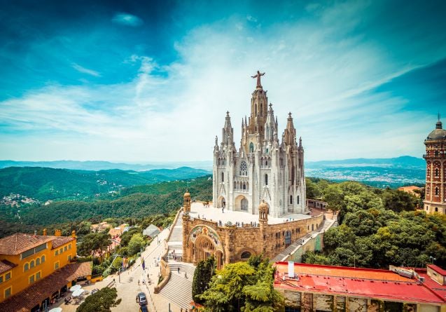 Temple Expiatori del Sagrat Cor -kirkko Tibidabo-vuorella