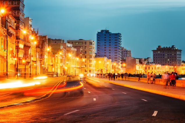 Malecón-rantabulevardi on suosittu käyntikohde Havannassa.