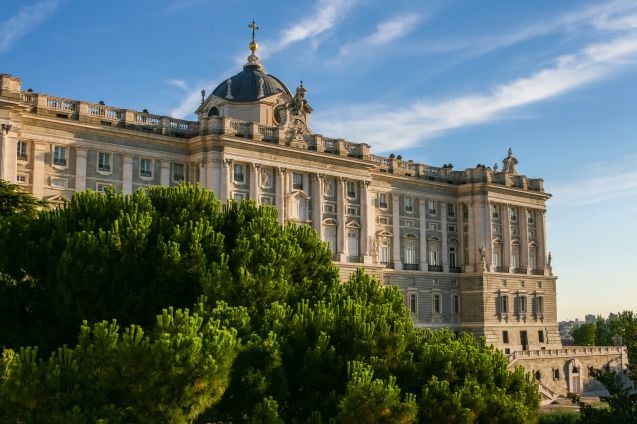 Madridin Kuninkaanlinna eli Palacio Real