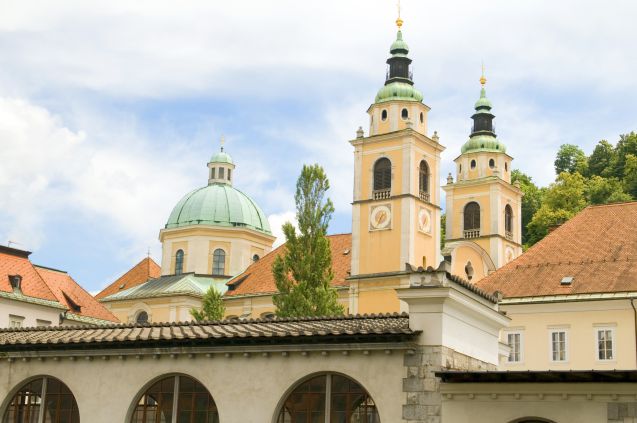 Stolna Cerkev Svetega Nikolaja eli Pyhän Nikolauksen Katedraali