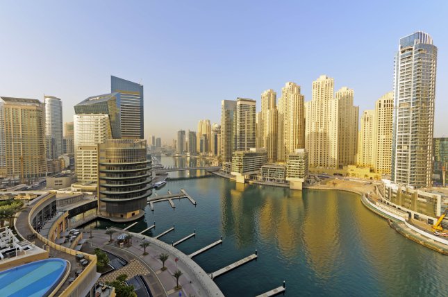 Dubai, Arabiemiraatit (Yhdistyneet Arabiemiirikunnat)