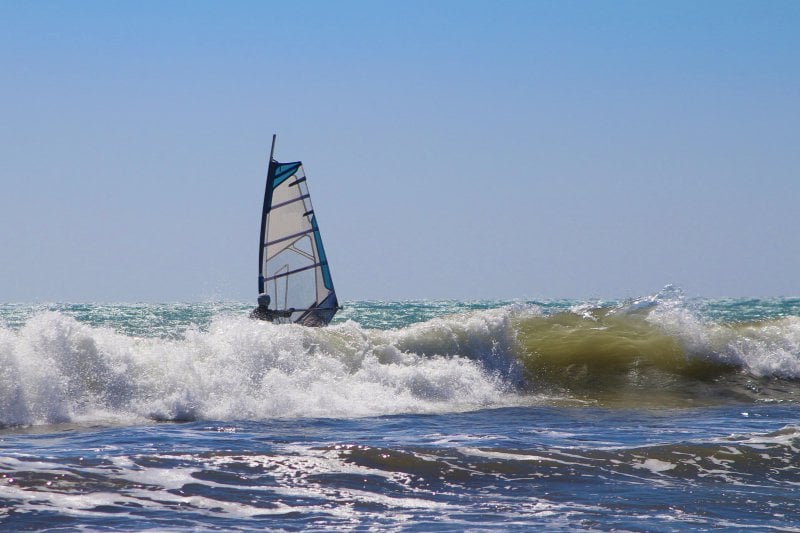 Bahia Feliz, Espanja