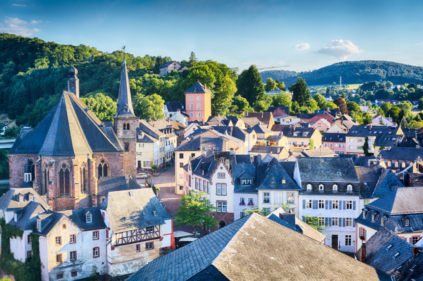 Romanttinen Saarburg on ihastuttava pikkukaupunki Saksassa. Kuva: © Petarneychev | Dreamstime.com