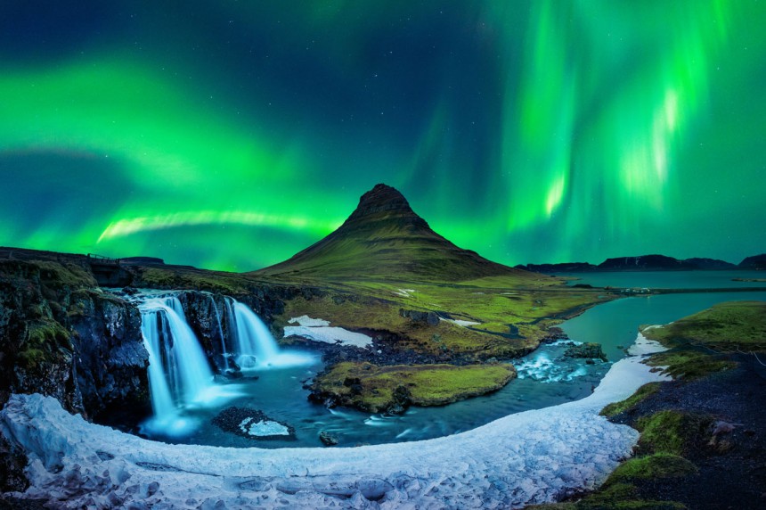 Islanti on revontulien maa. Kuva: © Tawatchai Prakobkit | Dreamstime.com