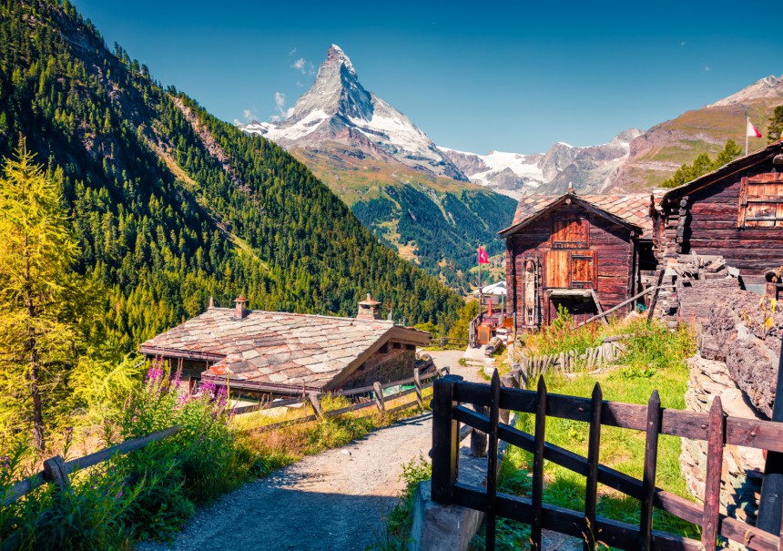 Kesäinen Zermatt. Kuva: Jojjik | Dreamstime.com