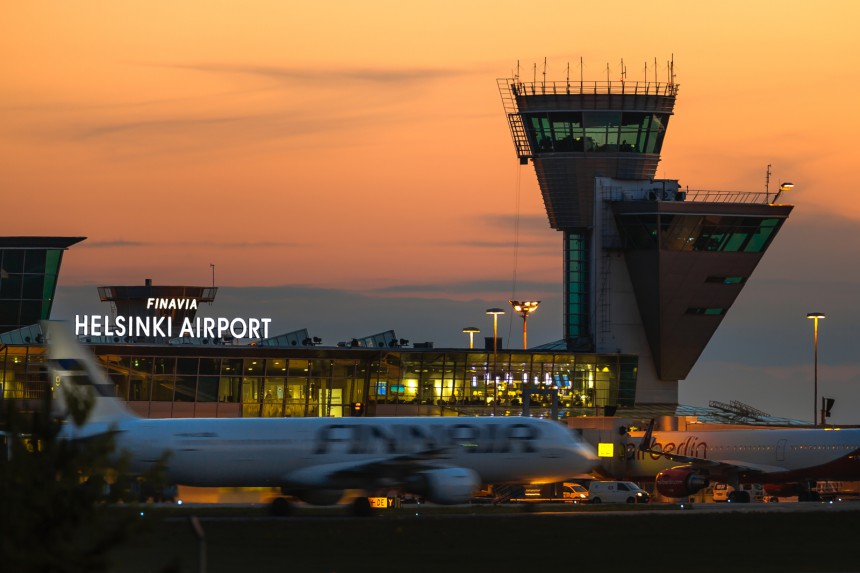 Lentomatkailu on vilkastunut pitkän tauon jälkeen. Lentokentällä on varauduttava jonottamaan. Kuva: Finavia Oyj