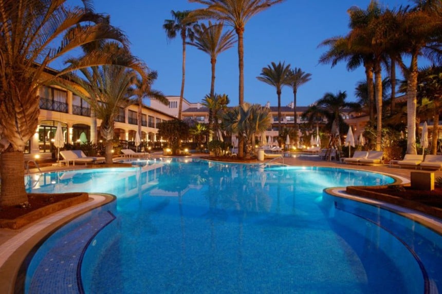 Hotellin allasalue on kutsuva. Kuva: Secrets Bahia Real Resort and Spa
