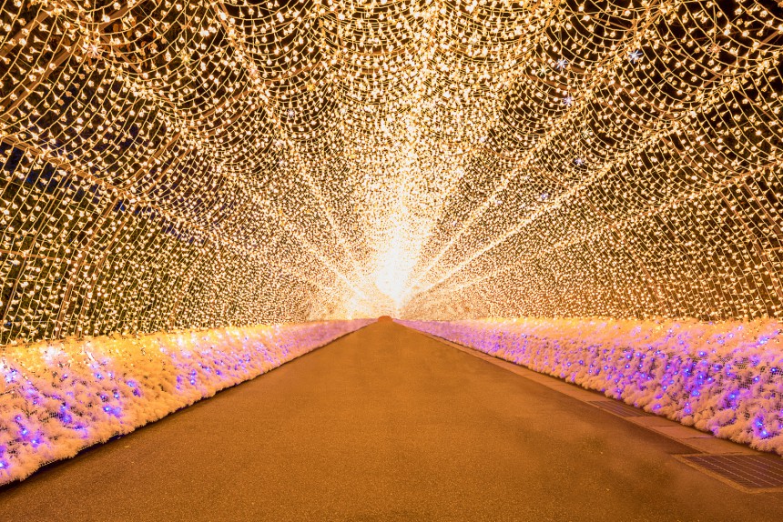 Japanin valofestivaalin taideteoksiin on käytetty yli kahdeksan miljoonaa valonlähdettä.