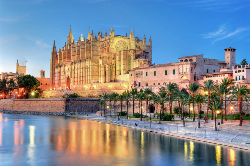 Espanja valittiin vuoden 2017 parhaaksi matkailumaaksi 136 maan joukosta. Kuva: © Mireko | Dreamstime.com