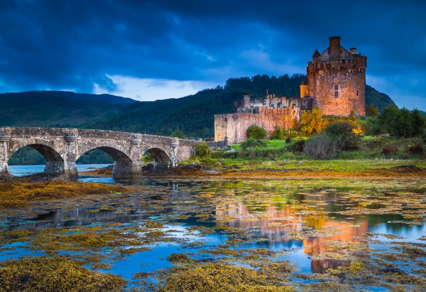 Eilean Donan on Skotlannin tunnetuin ja kuvatuin linna. Kuva: © Stefanotermanini - Dreamstime.com
