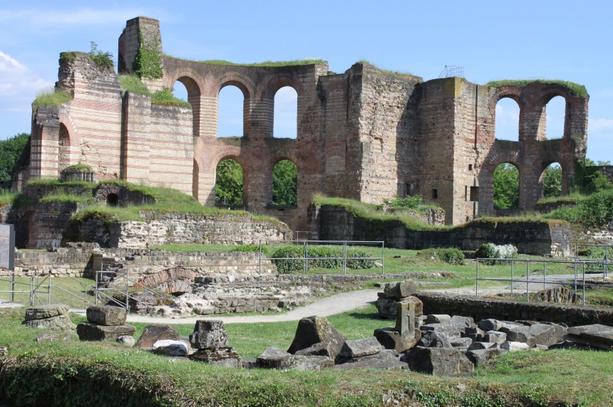 Roomalaisen kylpylän, eli Kaiserthermenin rauniot Trierissä.