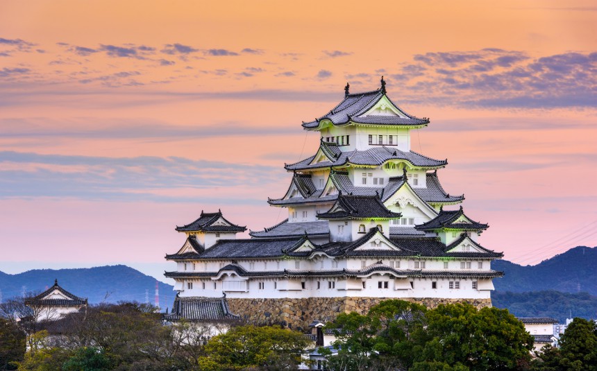Kuin lentoon lähtevä lintu – Himejin loistokas &quot;ihmeiden linna&quot; on Japanin kansallisaarre