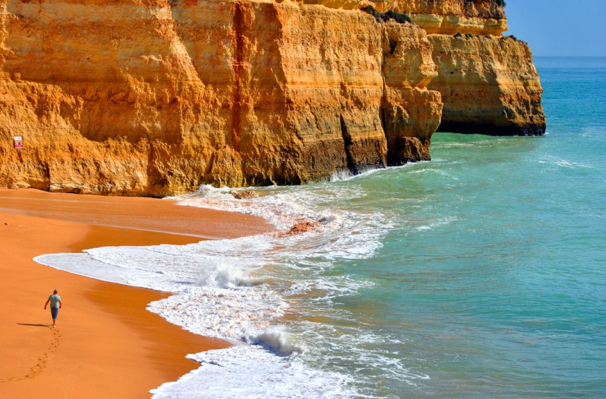 Benagilin ranta Algarvessa. Kuva: Peter Etchells | Dreamstime.com