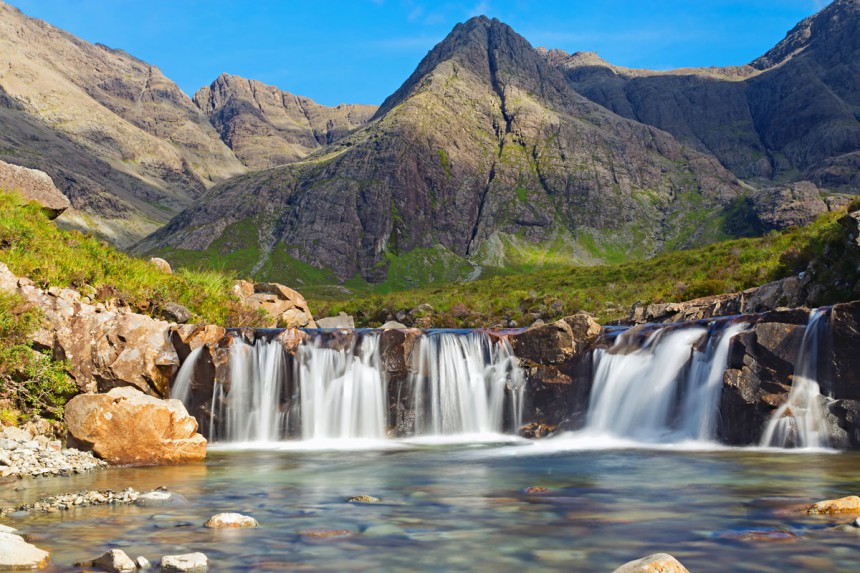 Keijujen uima-altaat sijaitsevat mystisellä Skyen saarella Skotlannissa