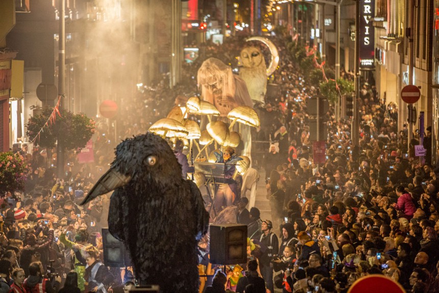 Bram Stoker -festivaalin paraati valtaa Dublinin kadut lokakuussa
