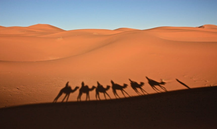 Matka Saharan aavikon hiekkadyyneille on elämys
