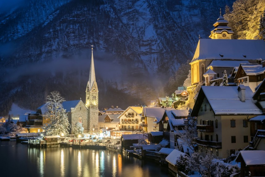 Hallstatt on talvisin kuin Disneyn sadusta. Kuva: © Biletskiy | Dreamstime.com