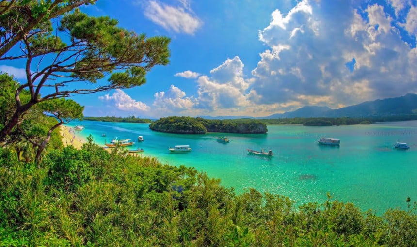 Kariba Bay on tunnettu turkoosinvärisistä vesistään. Kuva: © Dominique Bonnet | Dreamstime.com