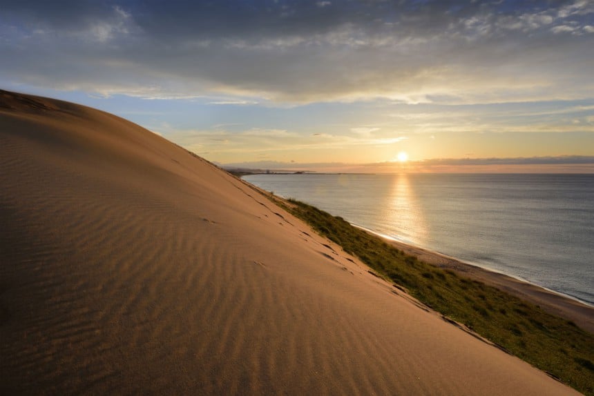 Tottorissa sijaitsevat Japanin harvinaiset hiekkadyynit. Kuva: © Sean Pavone | Dreamstime.com