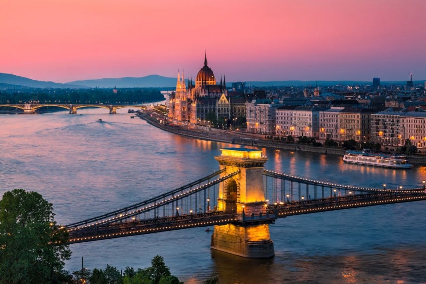 Historiallinen Budapest tarjoaa upeita näköaloja