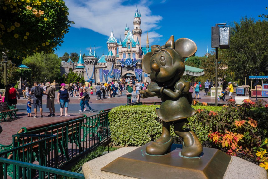 Disneyn huvipuistoissa piiloon halutut asiat maalataan vihreiksi