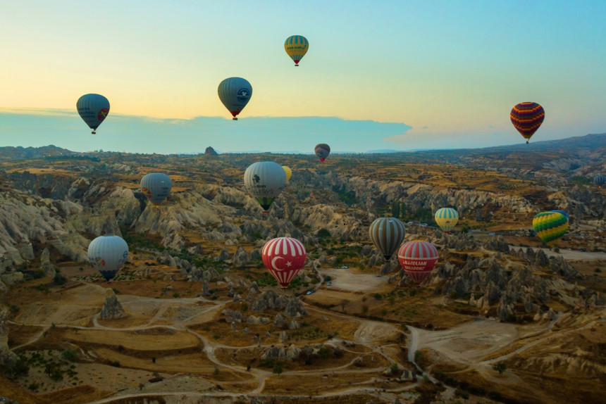 Kuumailmapalloilua Cappadociassa. Kuva: © Anna Artamonova | Dreamstime.com